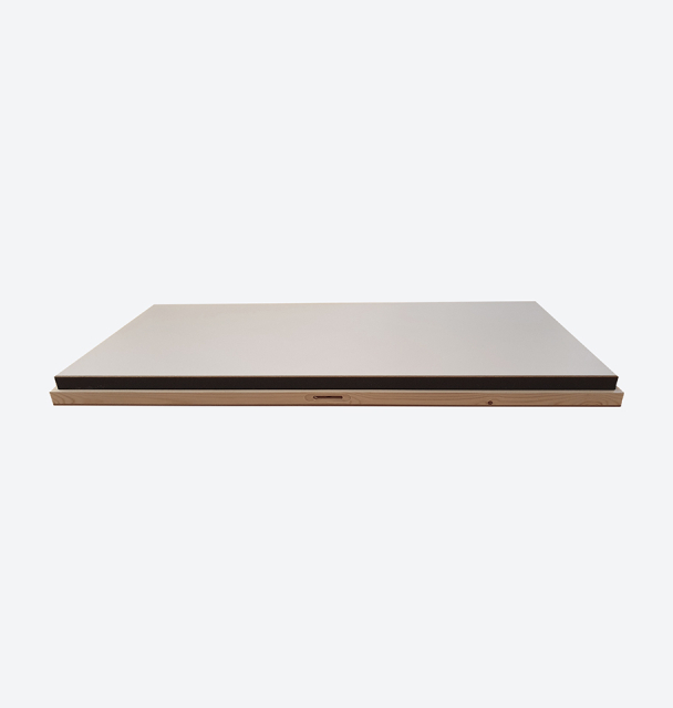 Trap door for wall hatch EI45